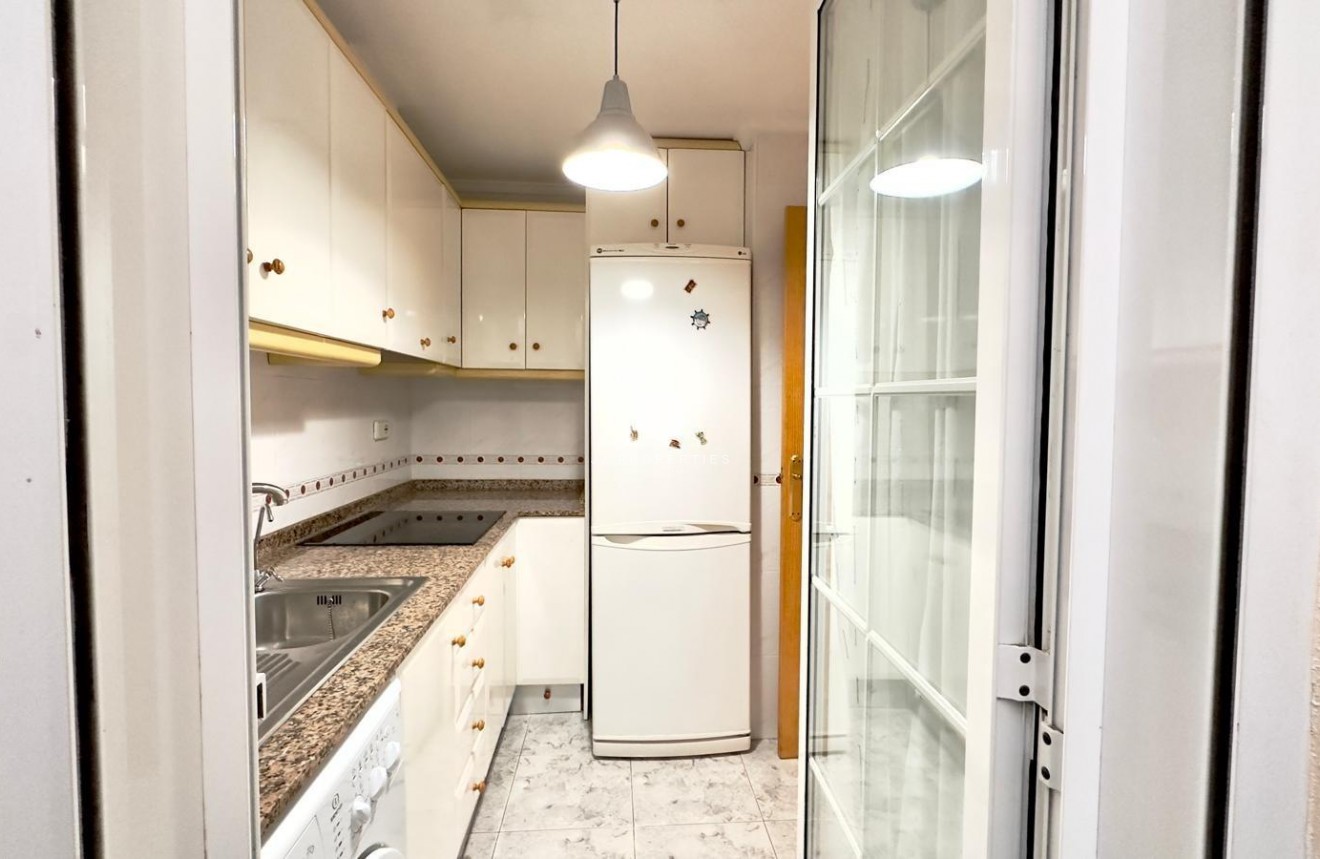 Resale - Apartment / flat -
Torrevieja - La Mata Pueblo