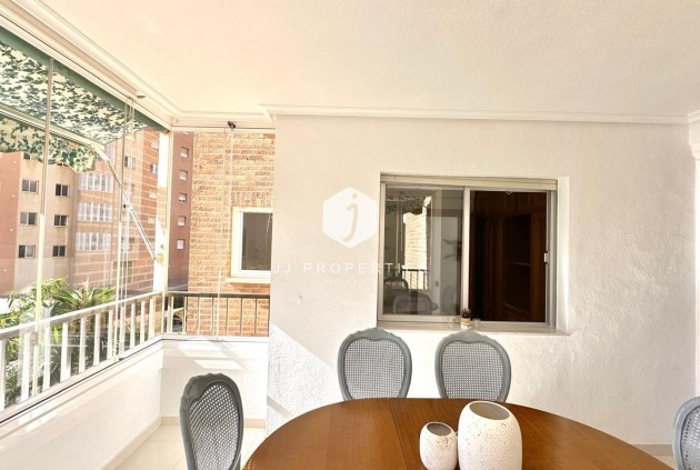 Resale - Apartment / flat -
Orihuela Costa - Campoamor