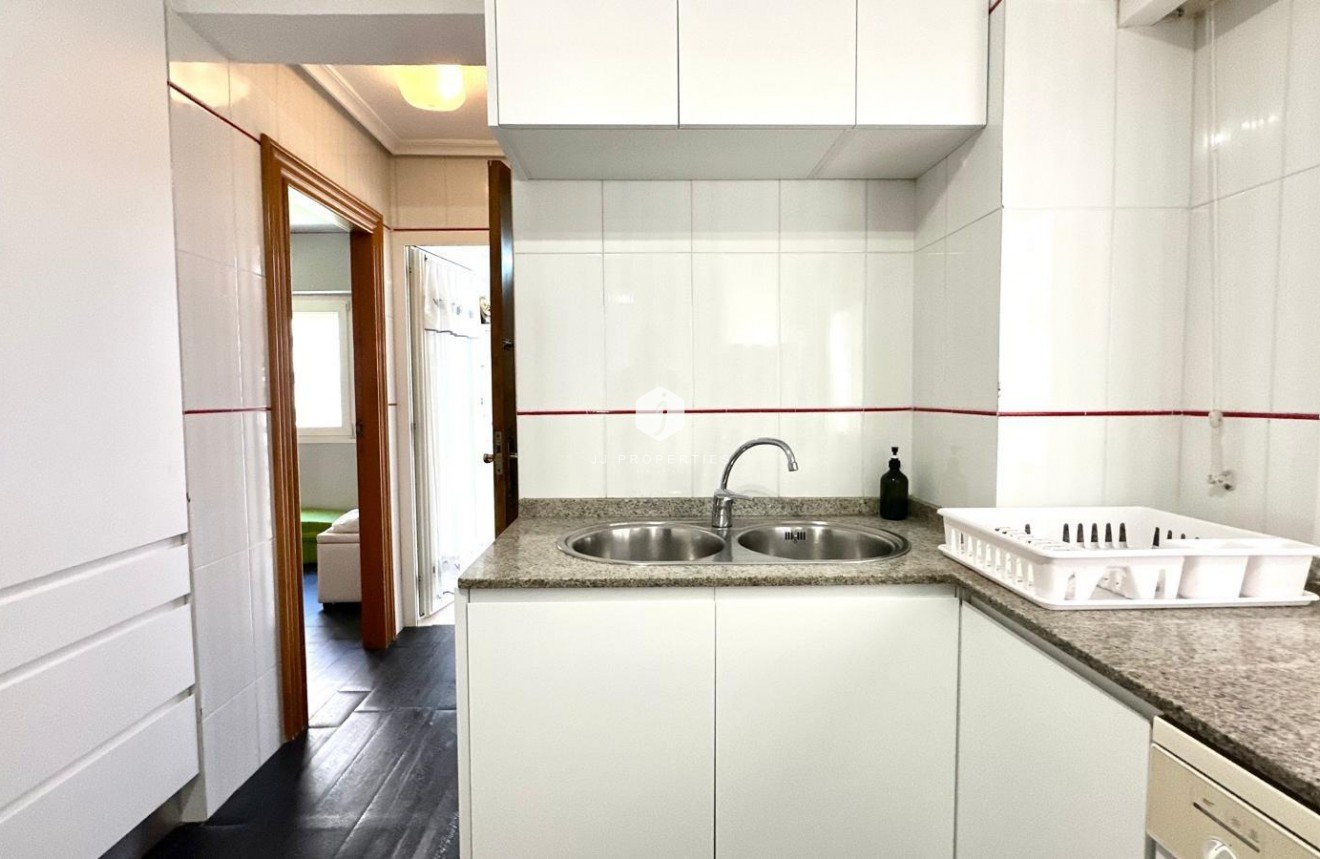 Resale - Apartment / flat -
Orihuela Costa - Campoamor