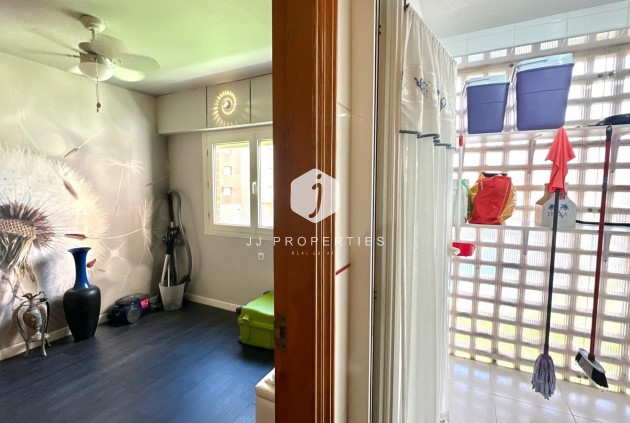 Resale - Apartment / flat -
Orihuela Costa - Campoamor