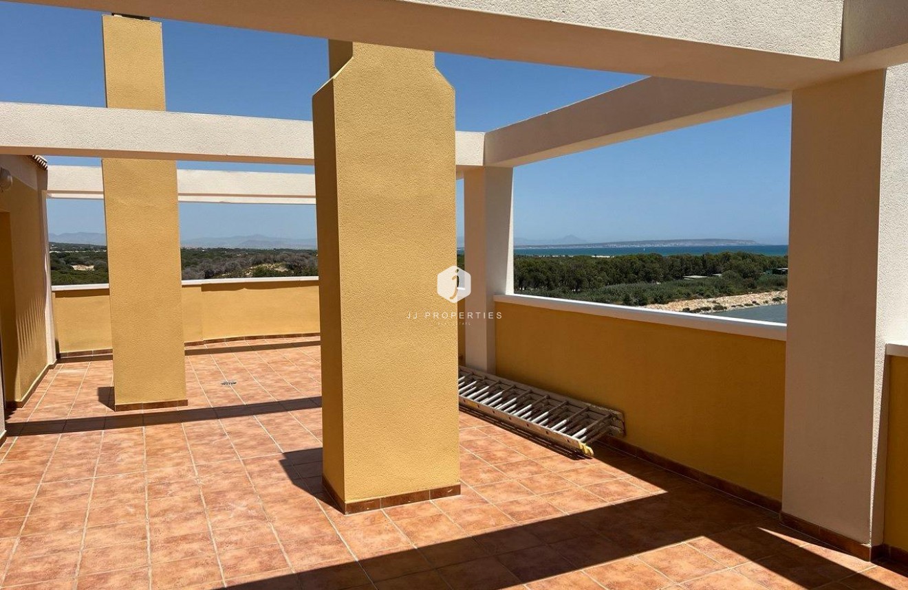 Resale - Penthouse -
Guardamar del Segura - puerto deportivo