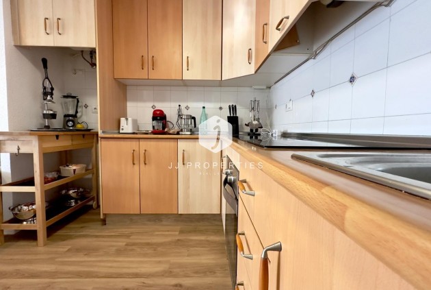 Resale - Bungalow -
Torrevieja - Torreblanca