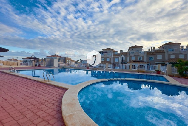 Resale - Bungalow -
Torrevieja - Torreblanca