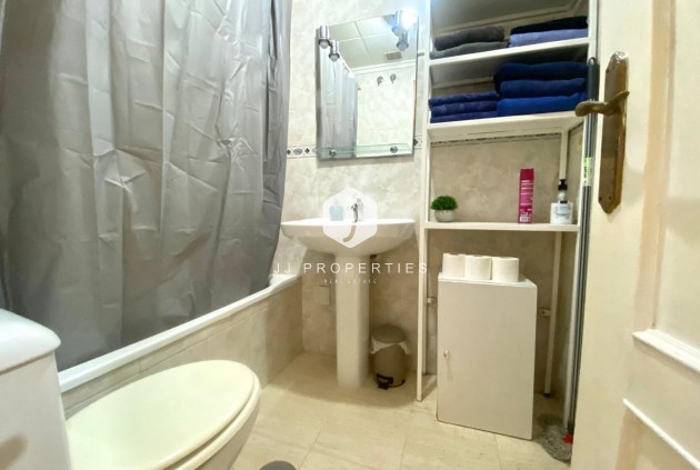 Resale - Apartment / flat -
Torrevieja - Estacion de autobuses