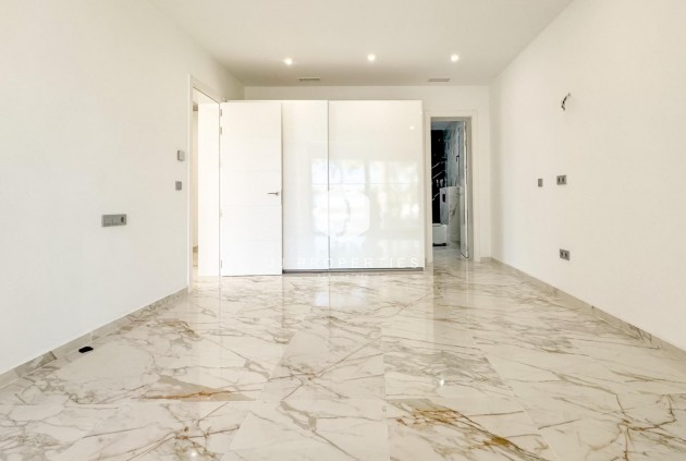 Resale - Villa -
Torrevieja - Los Balcones - Los Altos del Edén