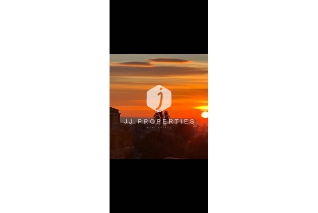 Resale - Apartment / flat -
Torrevieja - aguas nuevas