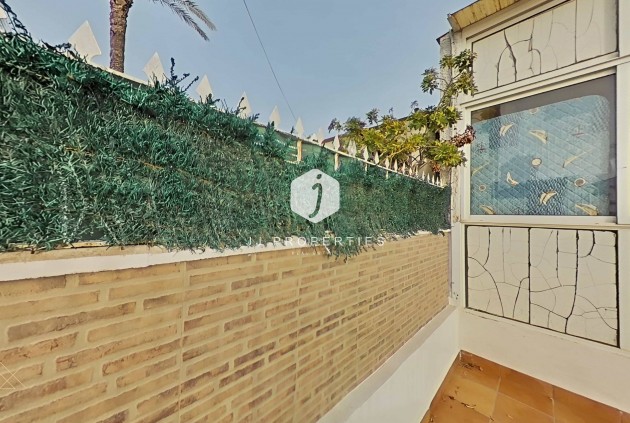 Resale - Villa -
Torrevieja - San luis