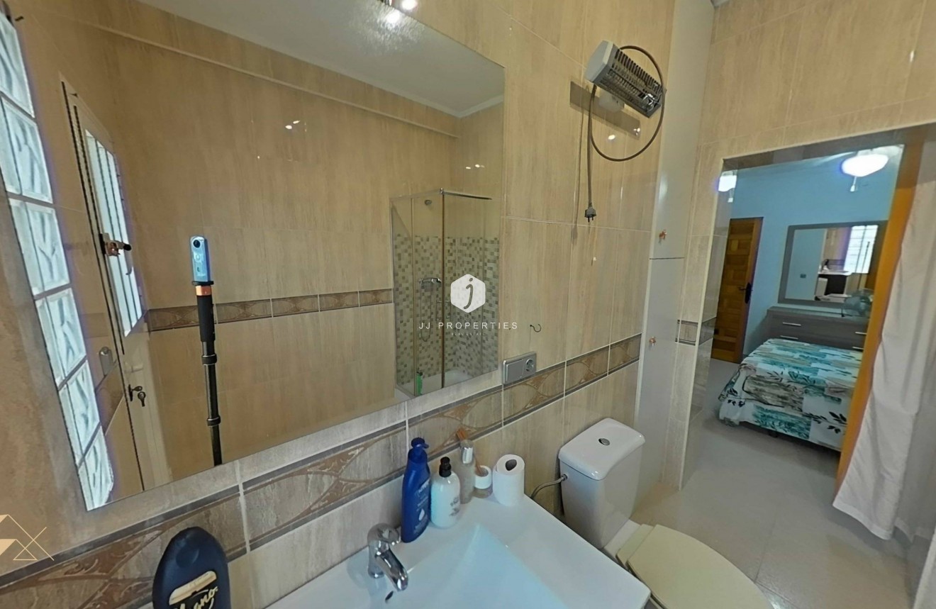 Resale - Villa -
Torrevieja - San luis