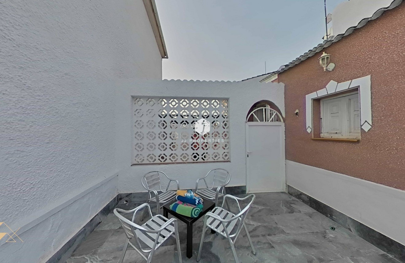 Resale - Villa -
Torrevieja - San luis