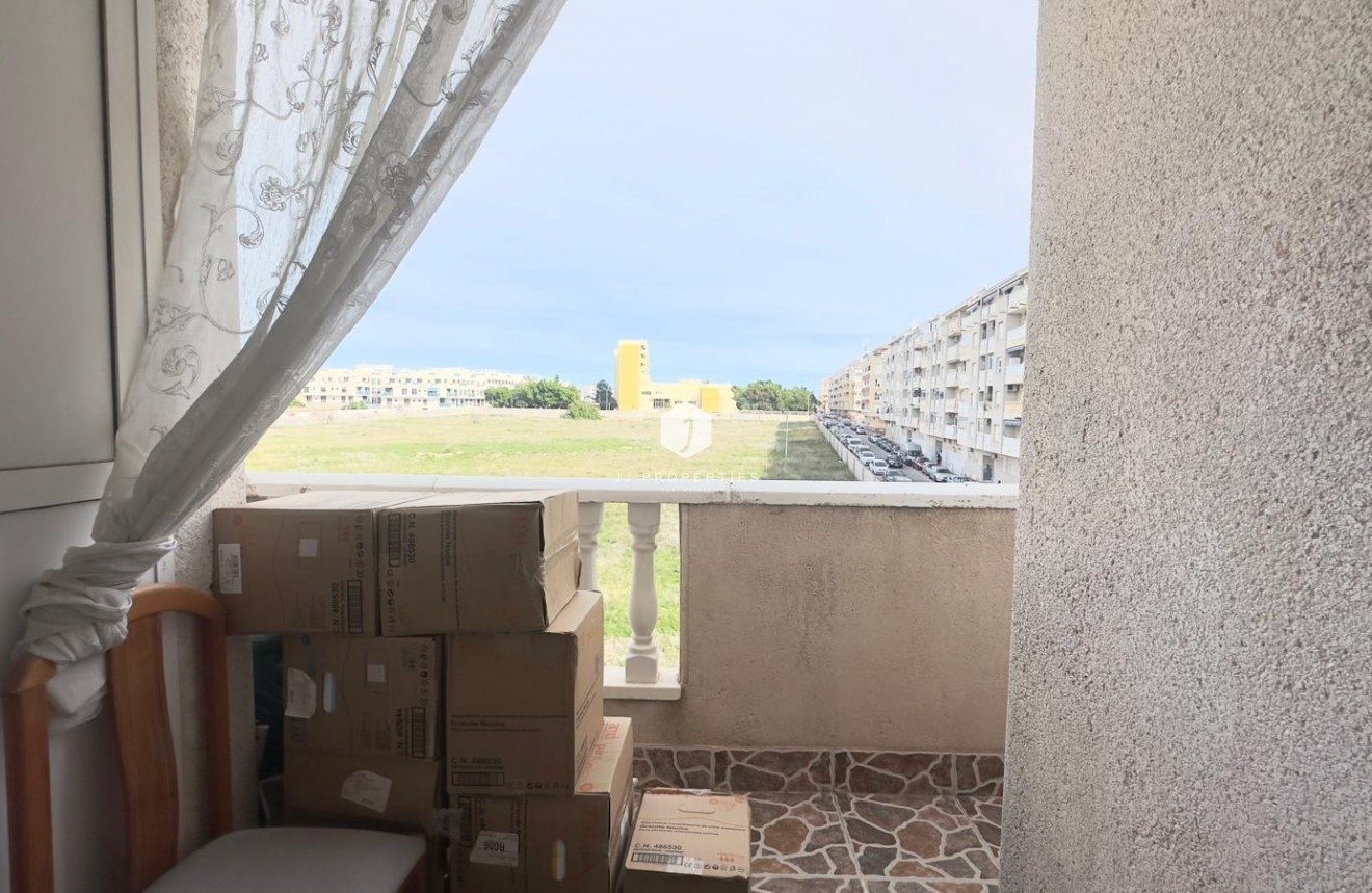Resale - Penthouse -
Torrevieja - Estacion de autobuses