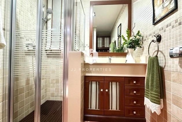 Resale - Chalet -
Torrevieja - La siesta