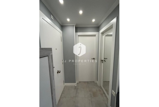 D'occasion - Appartement -
Torrevieja - Playa del Cura