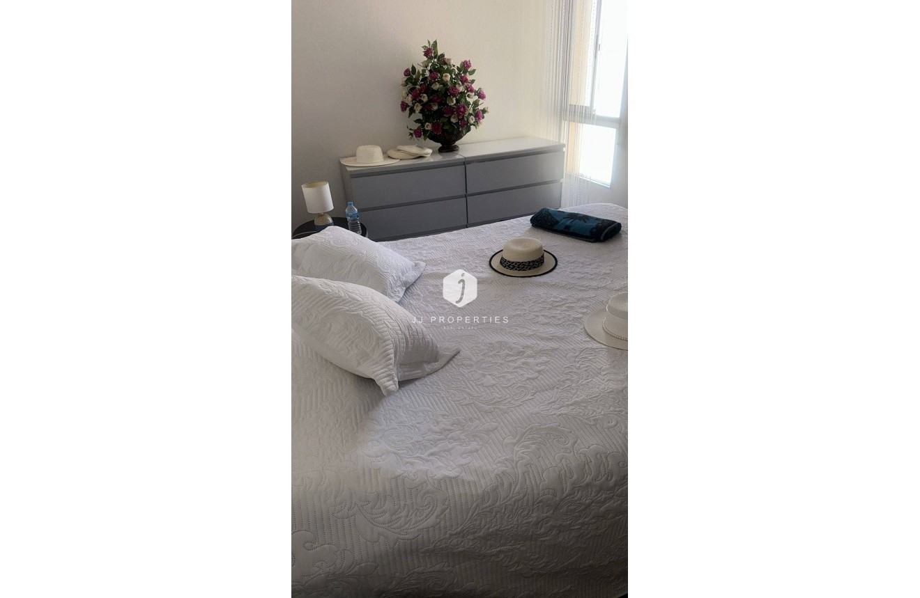 Resale - Penthouse -
Torrevieja - Centro