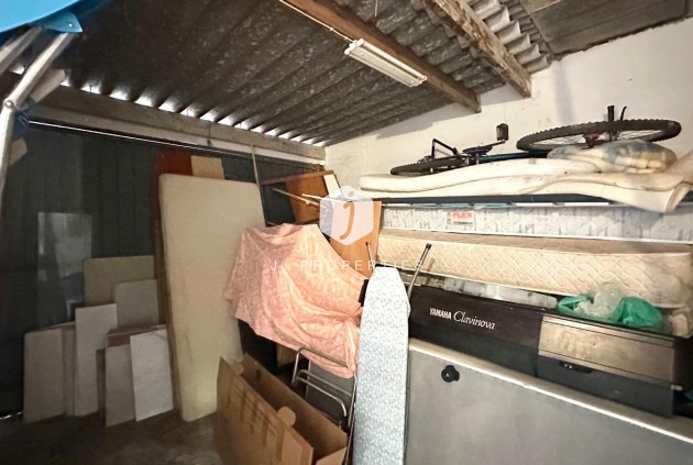 Resale - Chalet -
Torrevieja - Playa del Cura