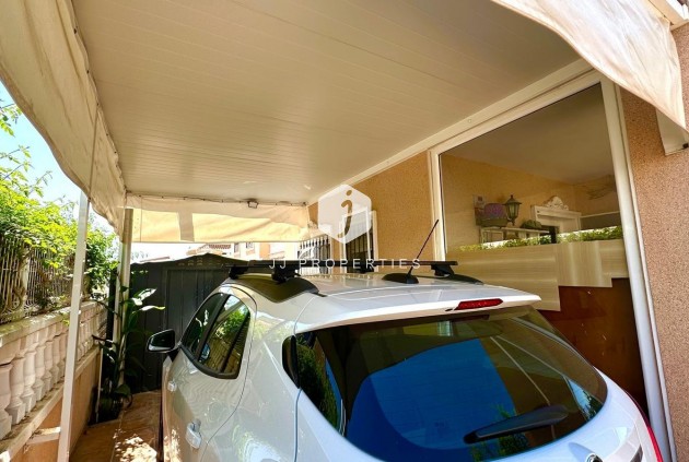 Resale - Villa -
Orihuela Costa - La Regia