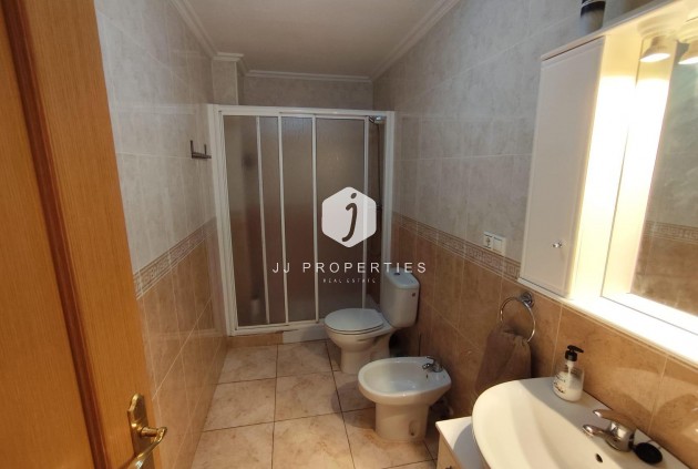 Resale - Apartment / flat -
Torrevieja - Estacion de autobuses