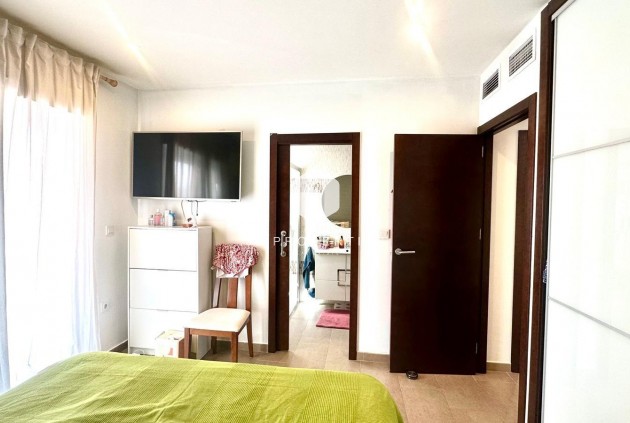 Resale - Chalet -
Torrevieja - aguas nuevas