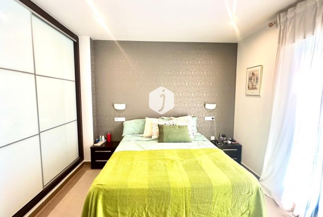 Resale - Chalet -
Torrevieja - aguas nuevas