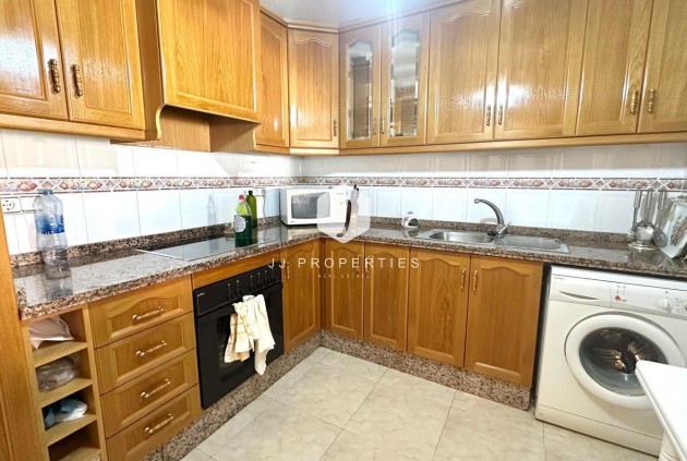 D'occasion - Attique -
Torrevieja - Centro