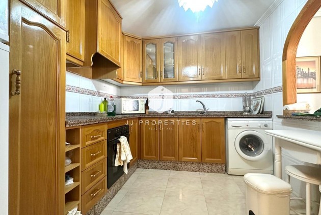 D'occasion - Attique -
Torrevieja - Centro