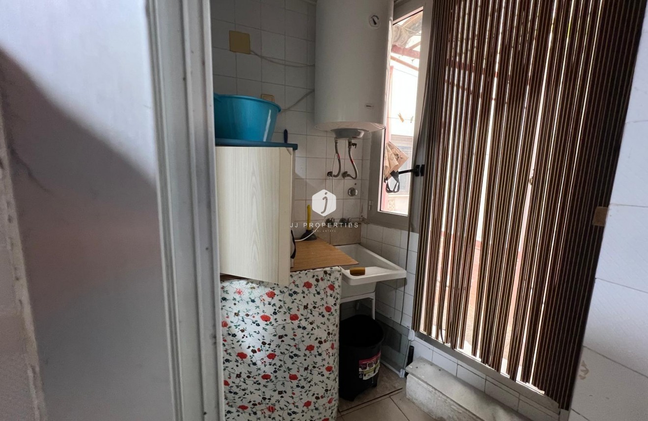 Resale - Apartment / flat -
Torrevieja - Playa del Cura