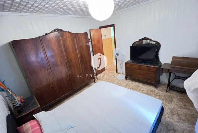 Resale - Apartment / flat -
Torrevieja