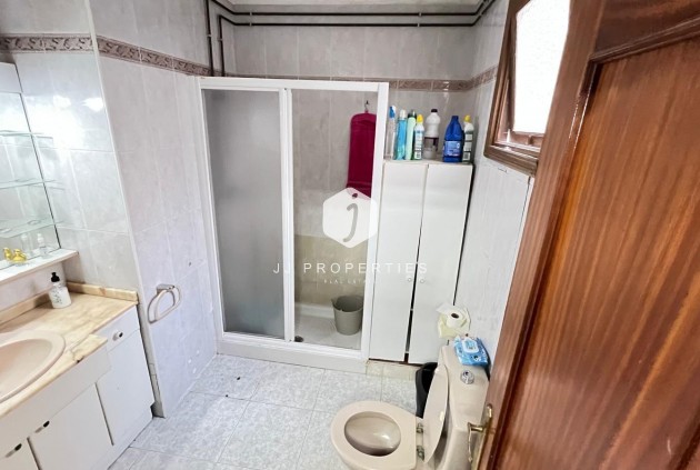 Resale - Apartment / flat -
Torrevieja