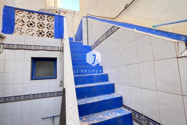 Resale - Apartment / flat -
Torrevieja