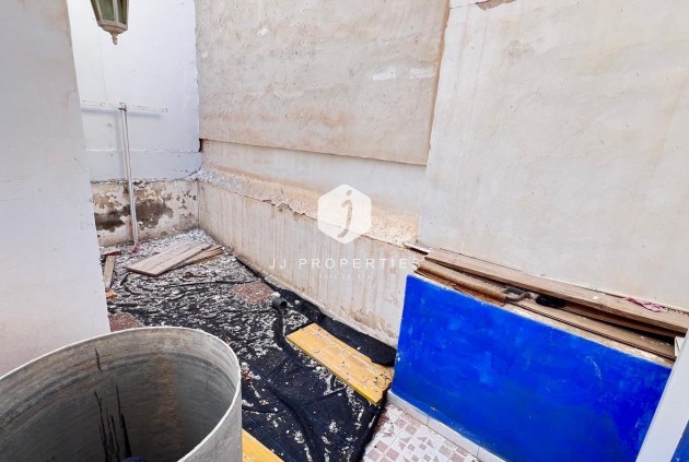 Resale - Apartment / flat -
Torrevieja