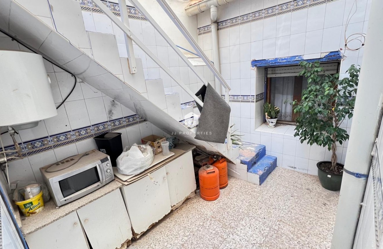 Resale - Apartment / flat -
Torrevieja