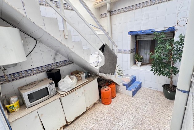 Resale - Apartment / flat -
Torrevieja