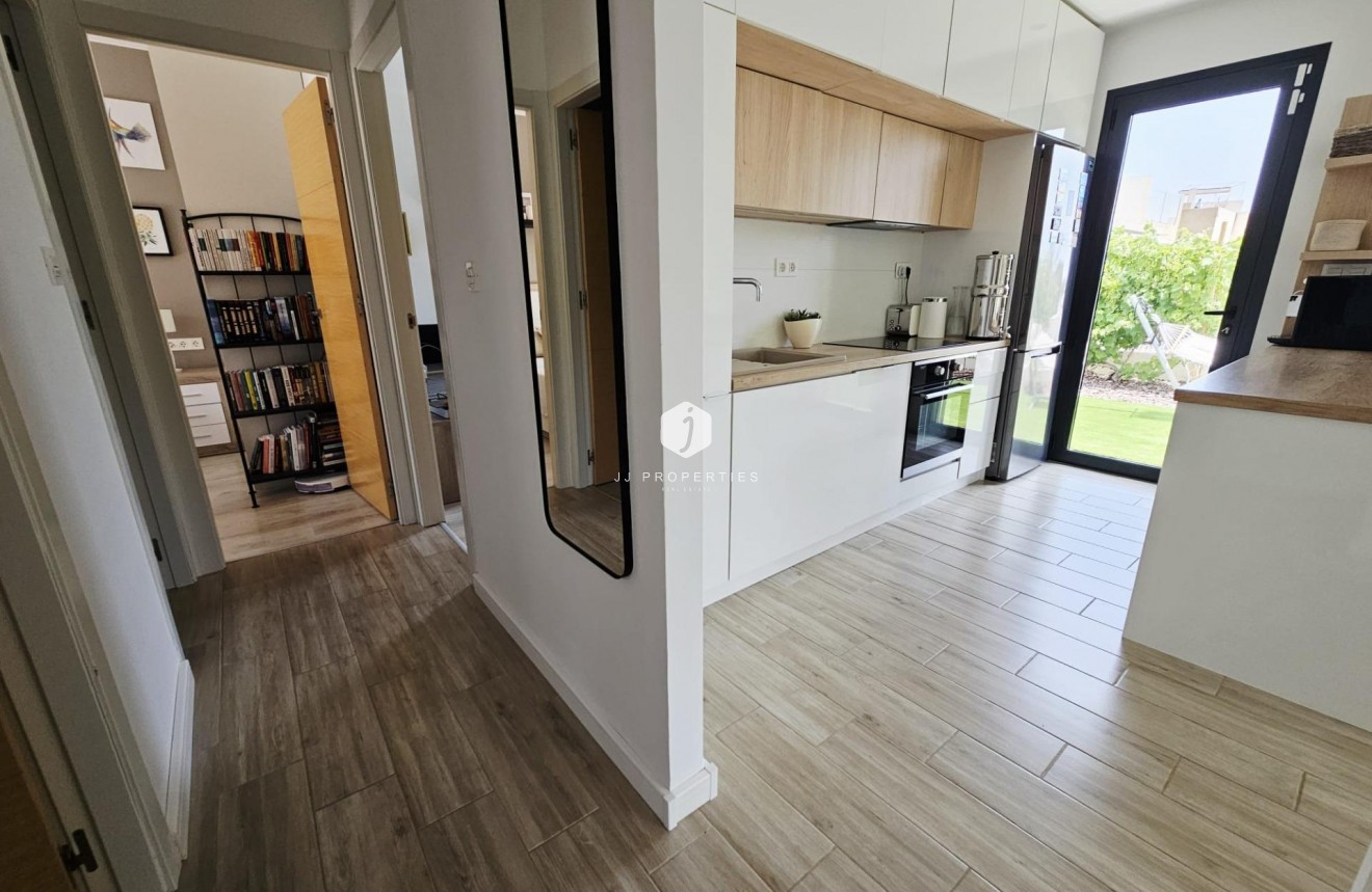 Resale - Villa -
Orihuela Costa - La Regia