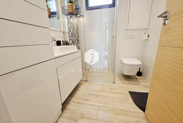 Resale - Villa -
Orihuela Costa - La Regia