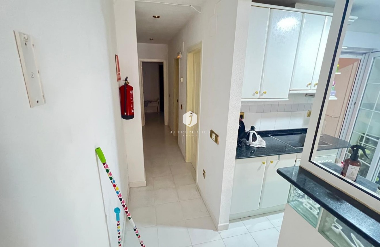 Resale - Apartment / flat -
Torrevieja