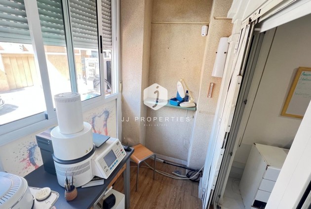 Resale - Apartment / flat -
Torrevieja