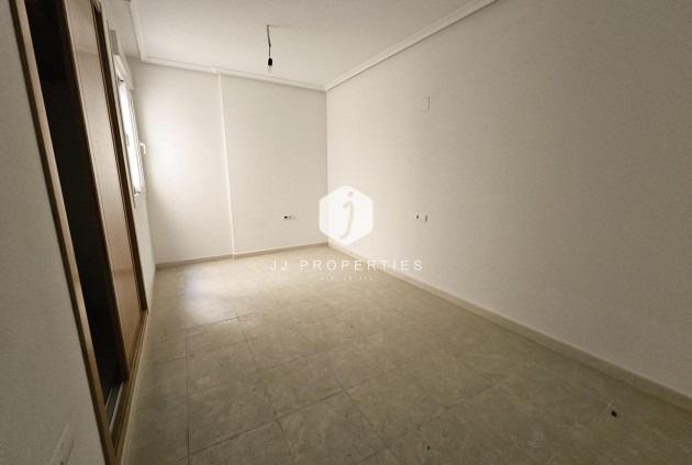 Aus zweiter Hand - Wohnung -
Torrevieja