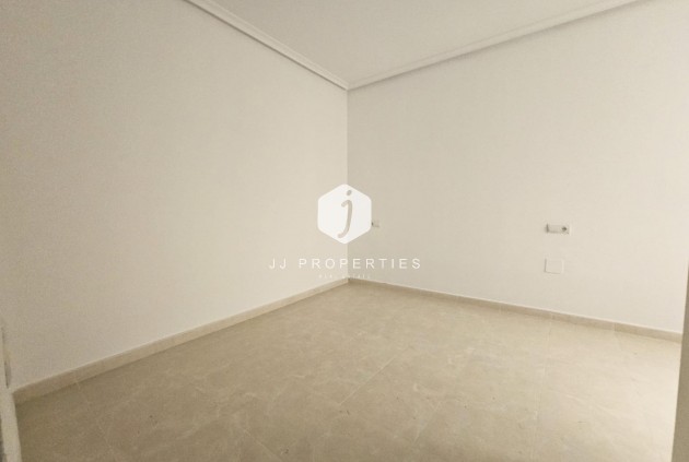 Aus zweiter Hand - Wohnung -
Torrevieja