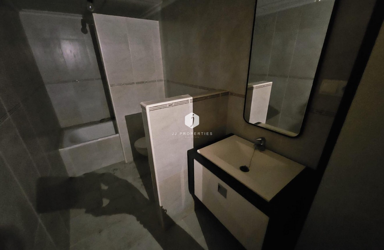 Aus zweiter Hand - Wohnung -
Torrevieja