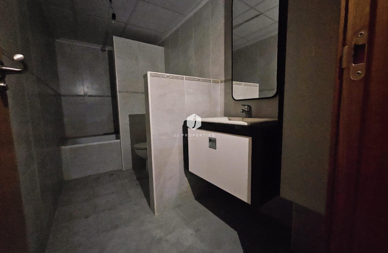 Aus zweiter Hand - Wohnung -
Torrevieja