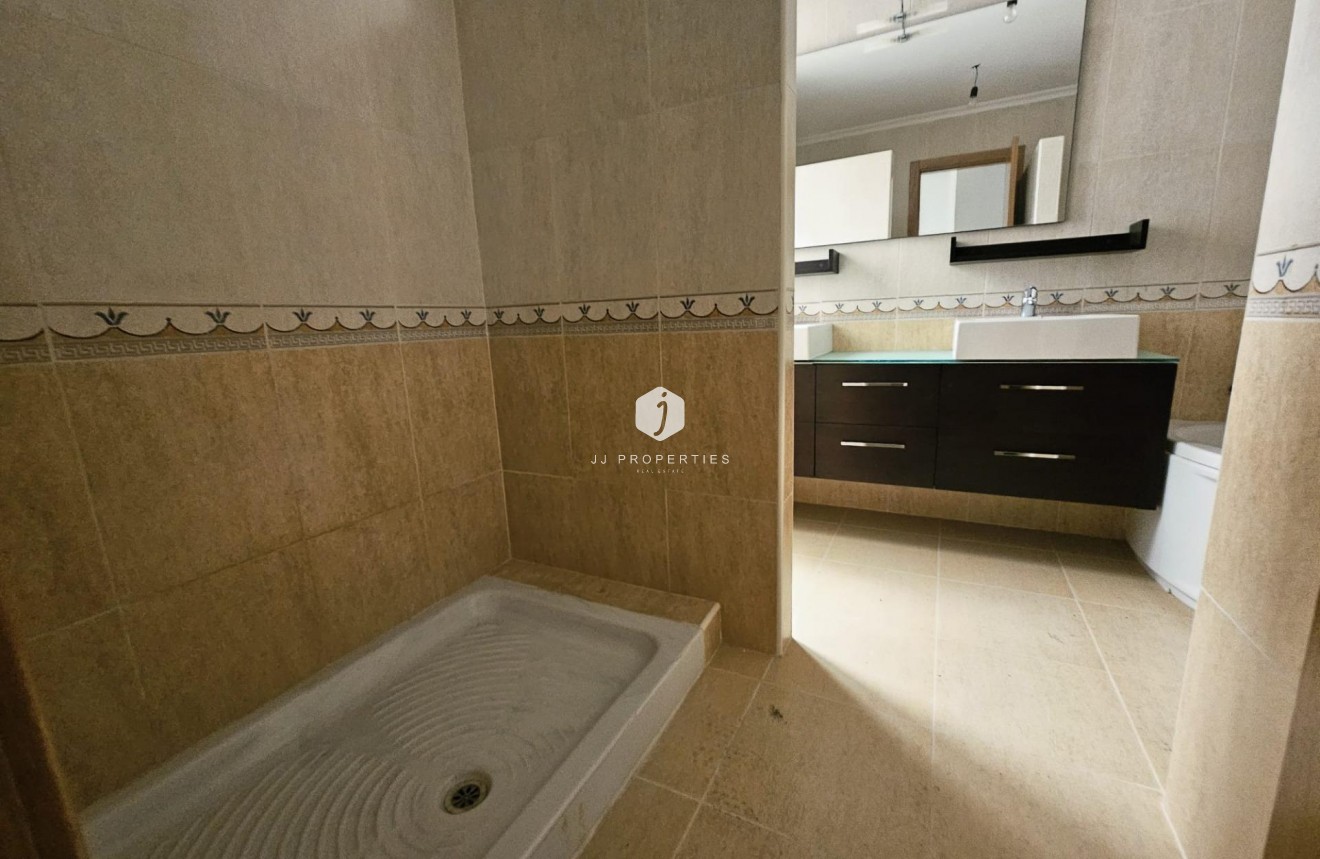 Aus zweiter Hand - Wohnung -
Torrevieja