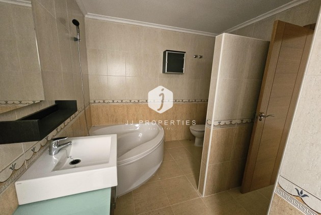 Aus zweiter Hand - Wohnung -
Torrevieja