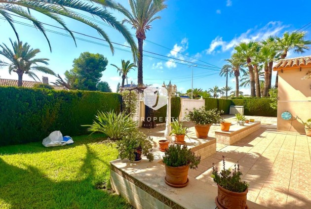 Aus zweiter Hand - Villa -
Cabo Roig - Costa Blanca
