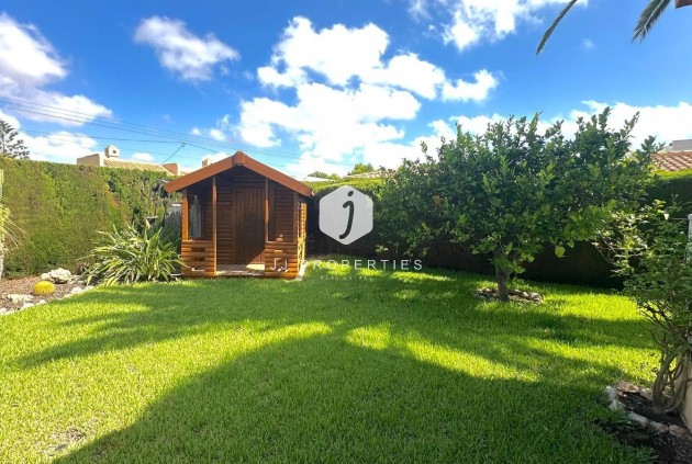 Aus zweiter Hand - Villa -
Cabo Roig - Costa Blanca