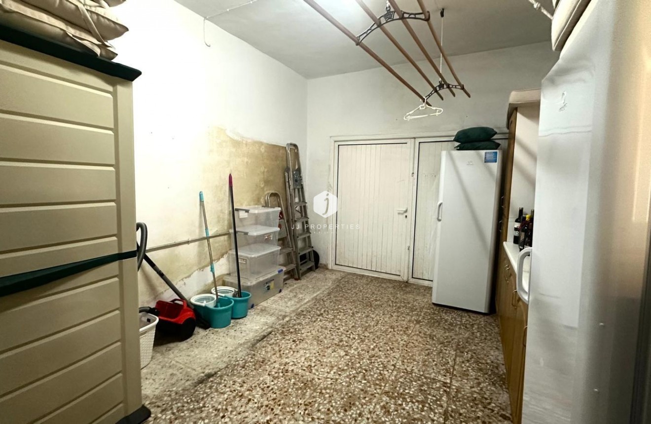 Aus zweiter Hand - Villa -
Cabo Roig - Costa Blanca