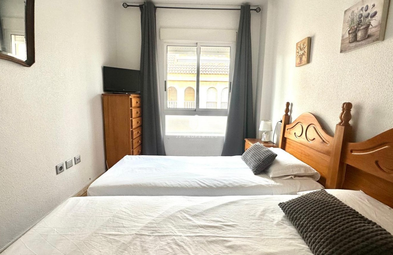 Resale - Apartment / flat -
Torrevieja - Acequion