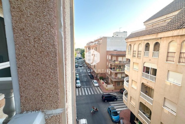 Resale - Apartment / flat -
Torrevieja - Acequion