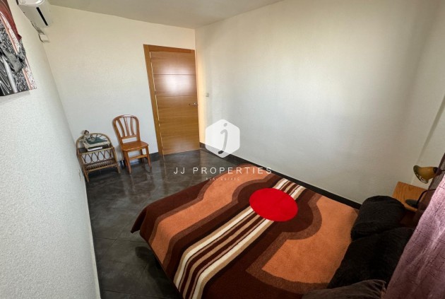 Resale - Apartment / flat -
Torrevieja - Playa del Cura