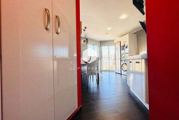 Resale - Apartment / flat -
Torrevieja - Estacion de autobuses