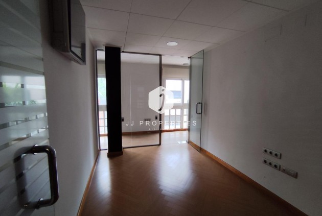 Resale - Apartment / flat -
Torrevieja - Puerto