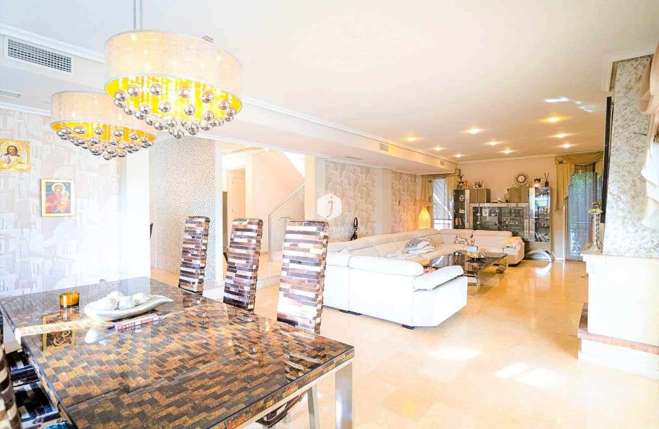 Resale - Villa -
Torrevieja - Torre la mata